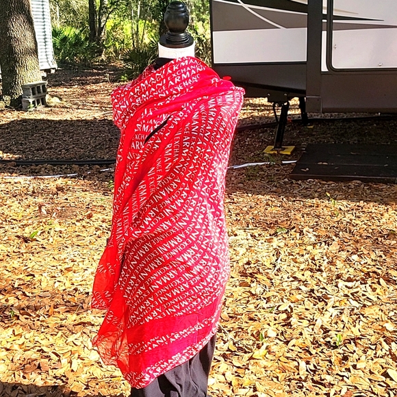 Armani exchange RED Shawl / Scarf - Picture 6 of 7